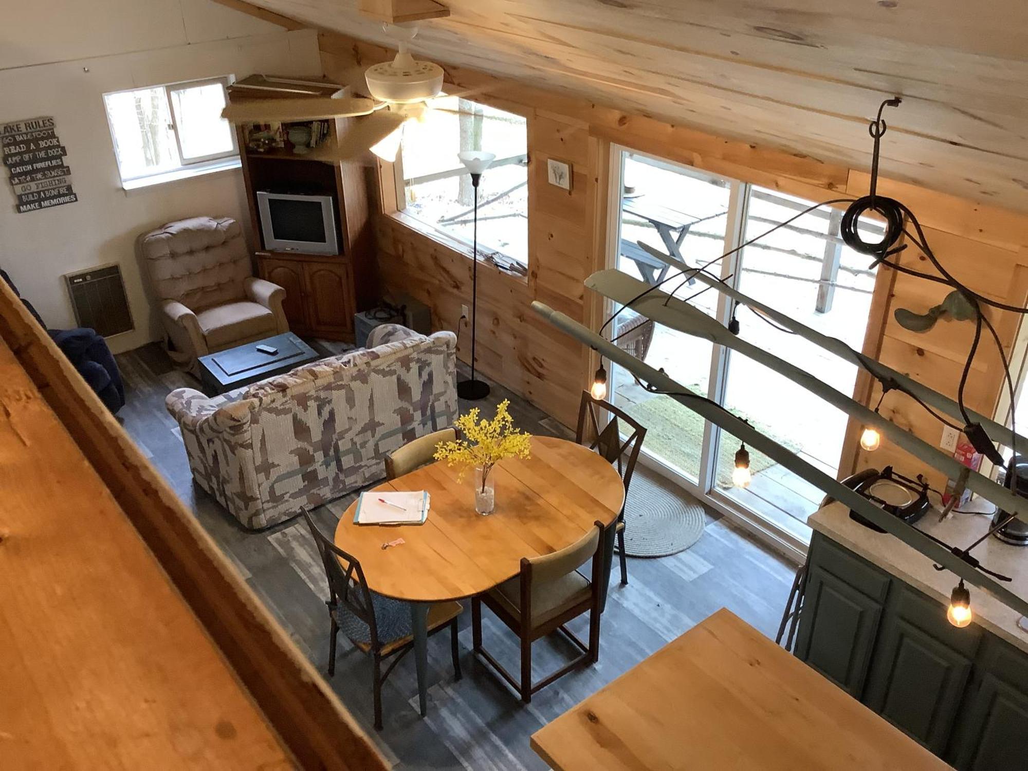 Willow Point Brenchly Holiday home